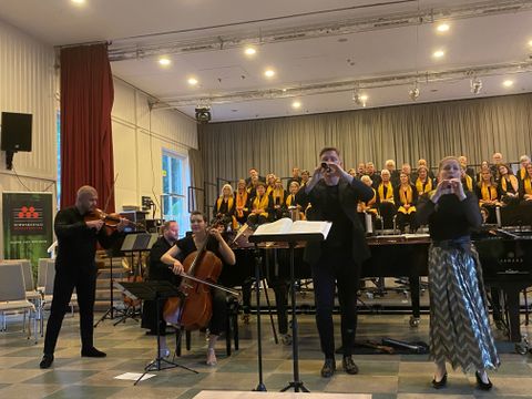 Traditionell findet eines der Eröffnungskonzerte des Schwarzwald Musikfestivals in der Trinkhalle Bad Wildbad statt.