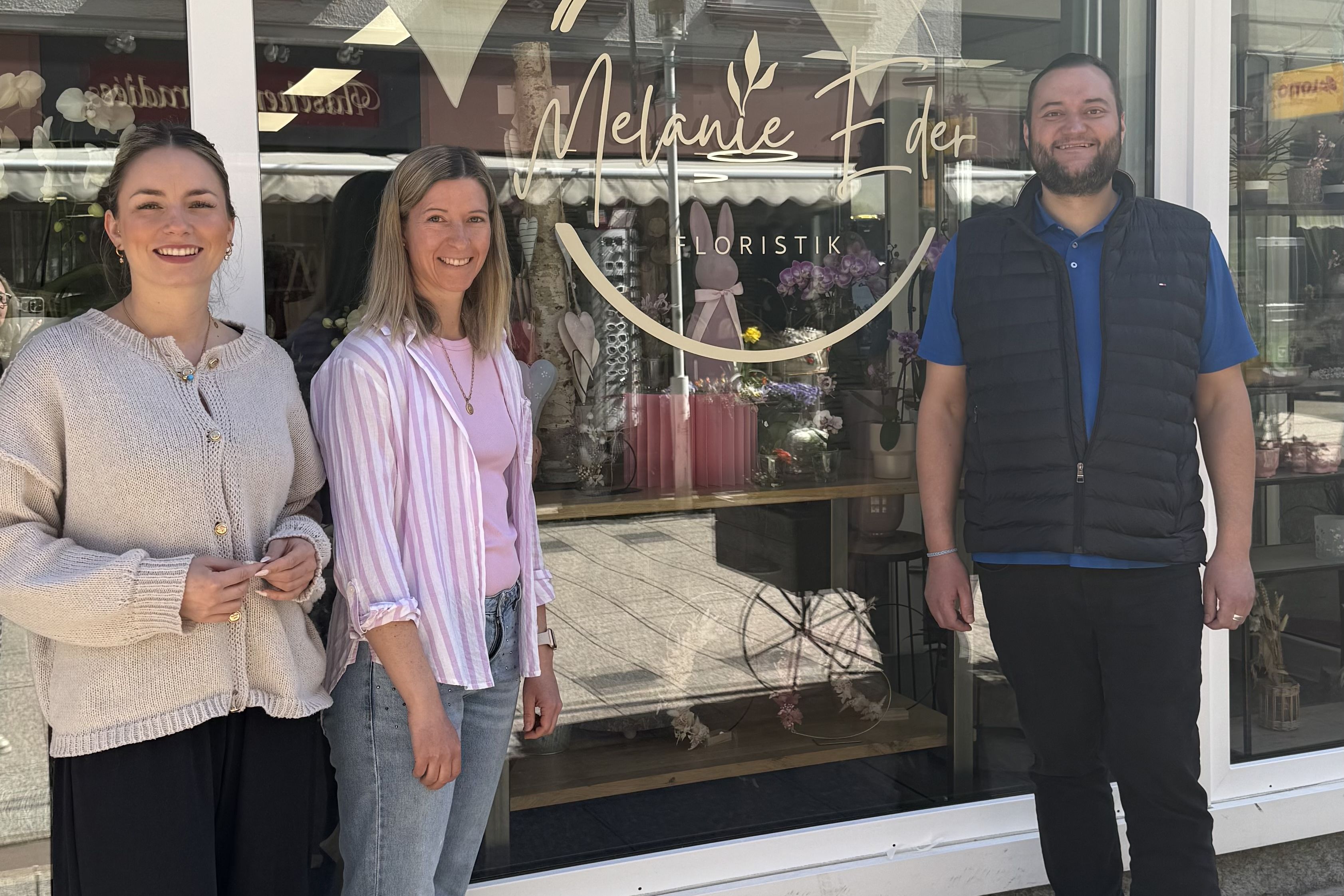 Bürgermeister Gauger und Timea von Kraus zu Besuch bei Melanie Eder Floristik