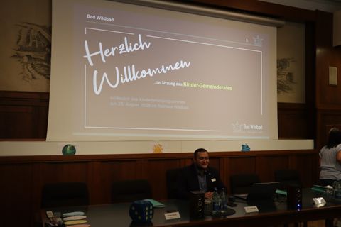Marco Gauger führte die Kids durch eine Präsentation über Bad Wildbad