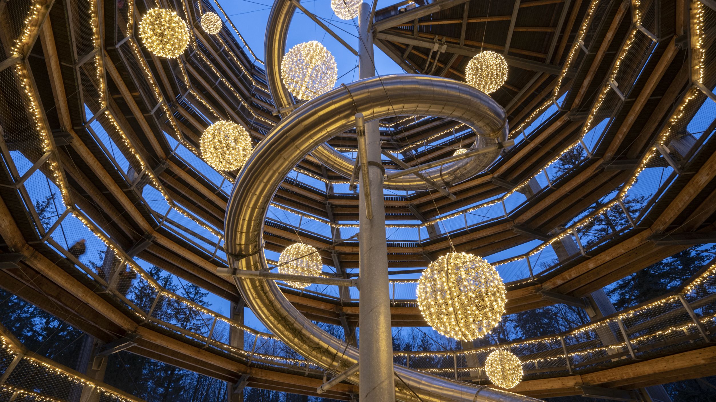 Lichterzauber Bad Wildbad Turm Schnee