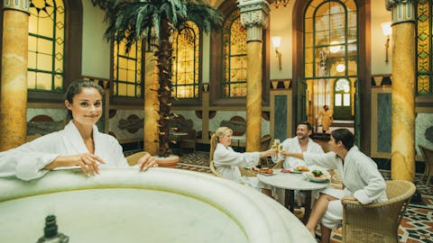 Palais Thermal_Maurische Halle